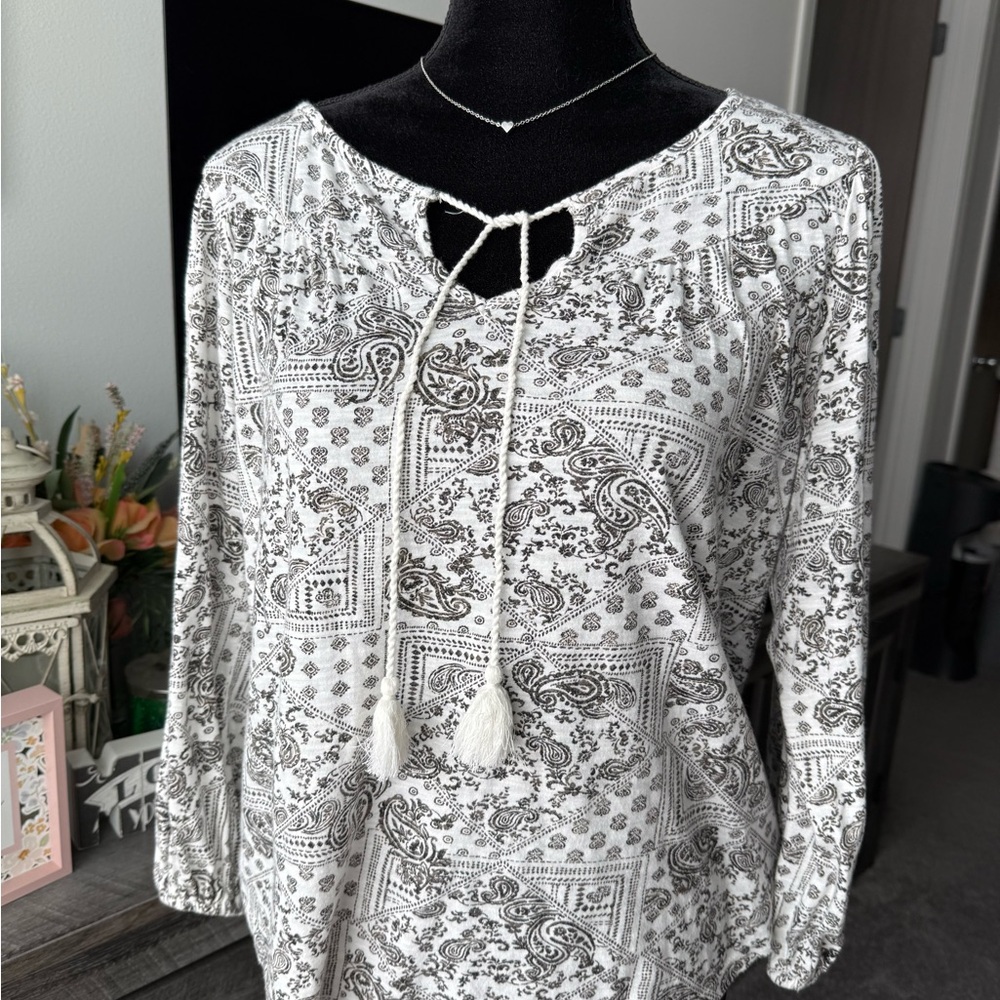 Lucky Brand Brown and White Paisley Tie-Neck Long Sleeve Tunic